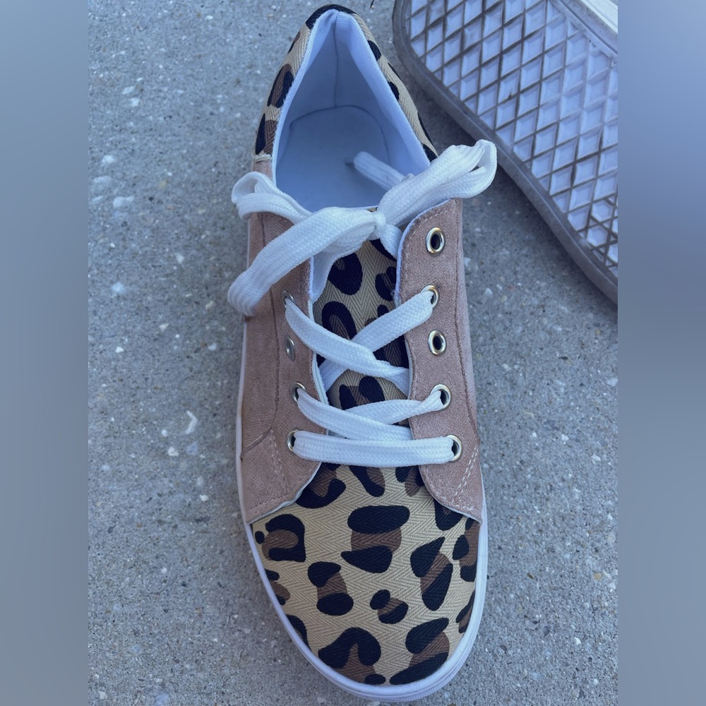 Leopard/pink sneakers